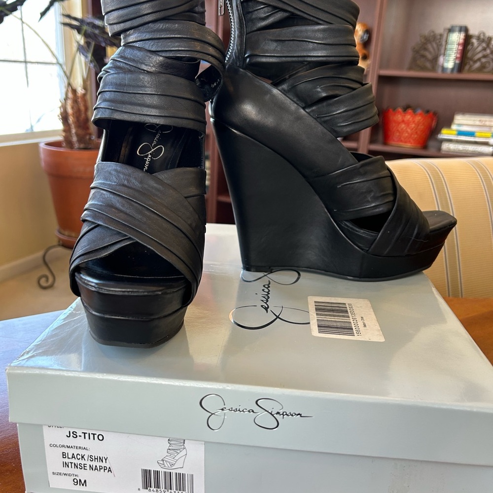 Jessica Simpson Black  nappa leather wedge heels size 9 NWT - Picture 3 of 5